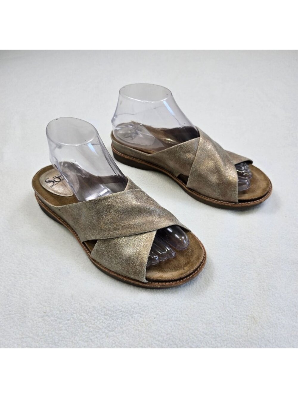 Sofft 8M Open Toe Sandals Metallic Gold Cross-Strap Leather Comfort Shoes